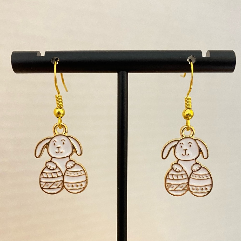 Bunny Egg Earrings Gold Tone